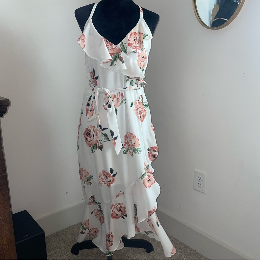 Disney Princess Floral White and Pink Women's Dress